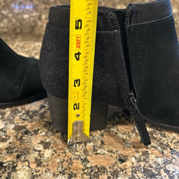 Toms Boots Womens 6.5 Loren Ankle Booties Black Leather Side Zip Block 10014150 - Picture 9 of 16